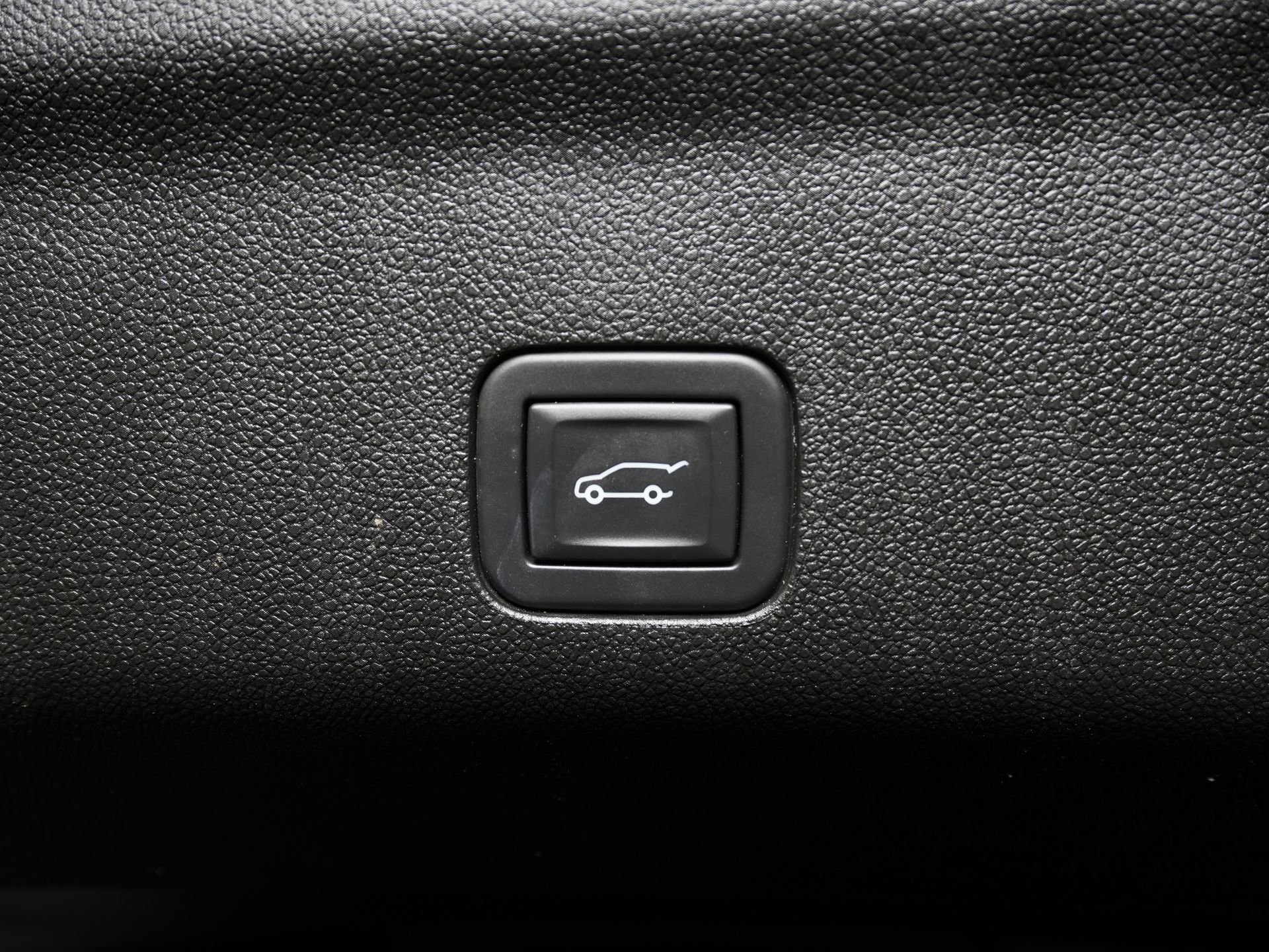 Used 2024 GMC Yukon XL Denali Ultimate image 14