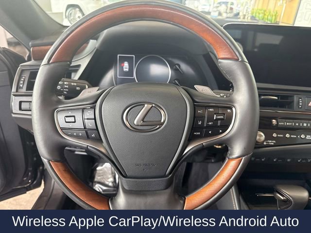 Used 2025 Lexus ES 300h w/ Technology Package image 28