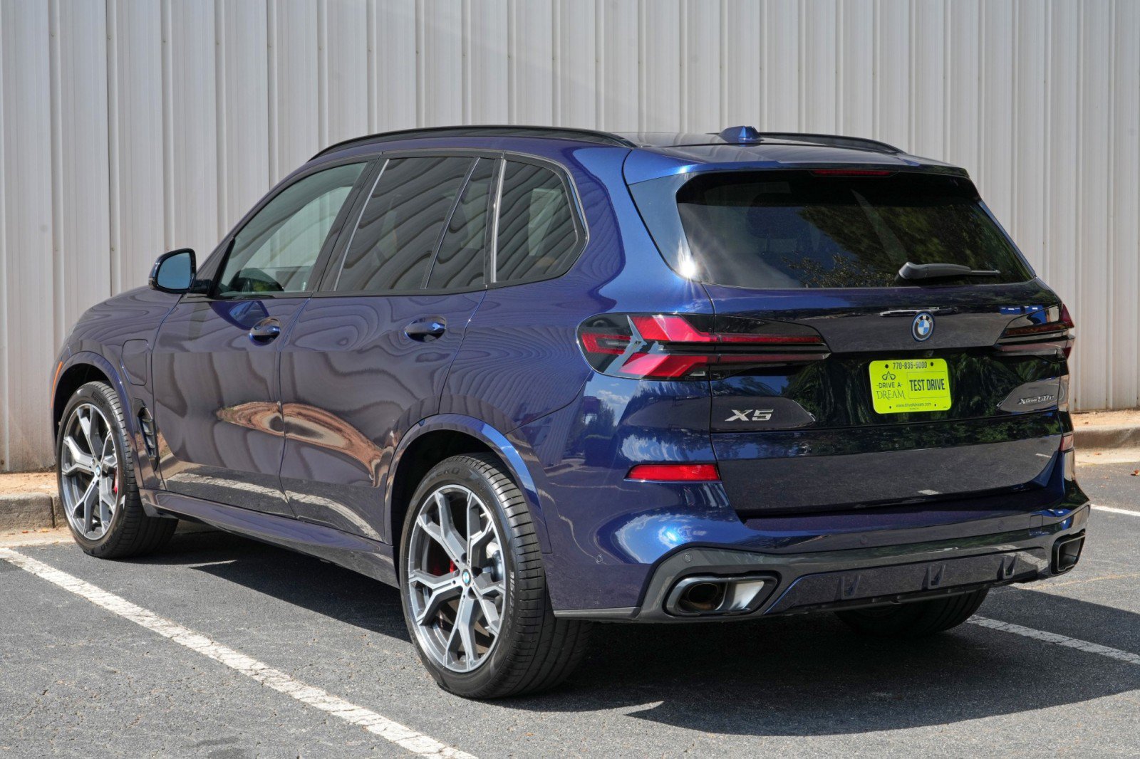 Used 2026 BMW X5 xDrive50e w/ M Sport Package AWD/4WD image 58