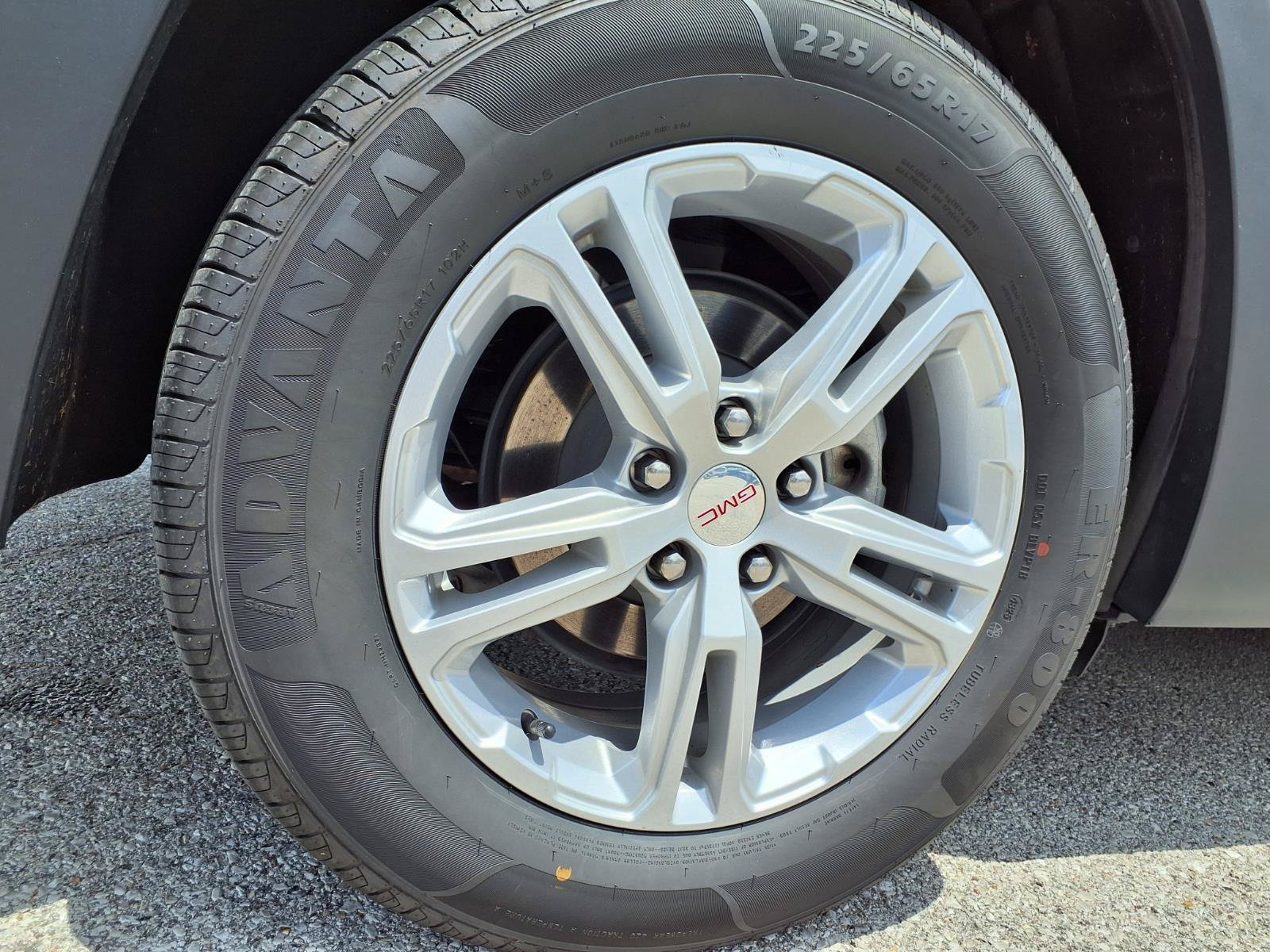 Used 2022 GMC Terrain SLE FWD image 34