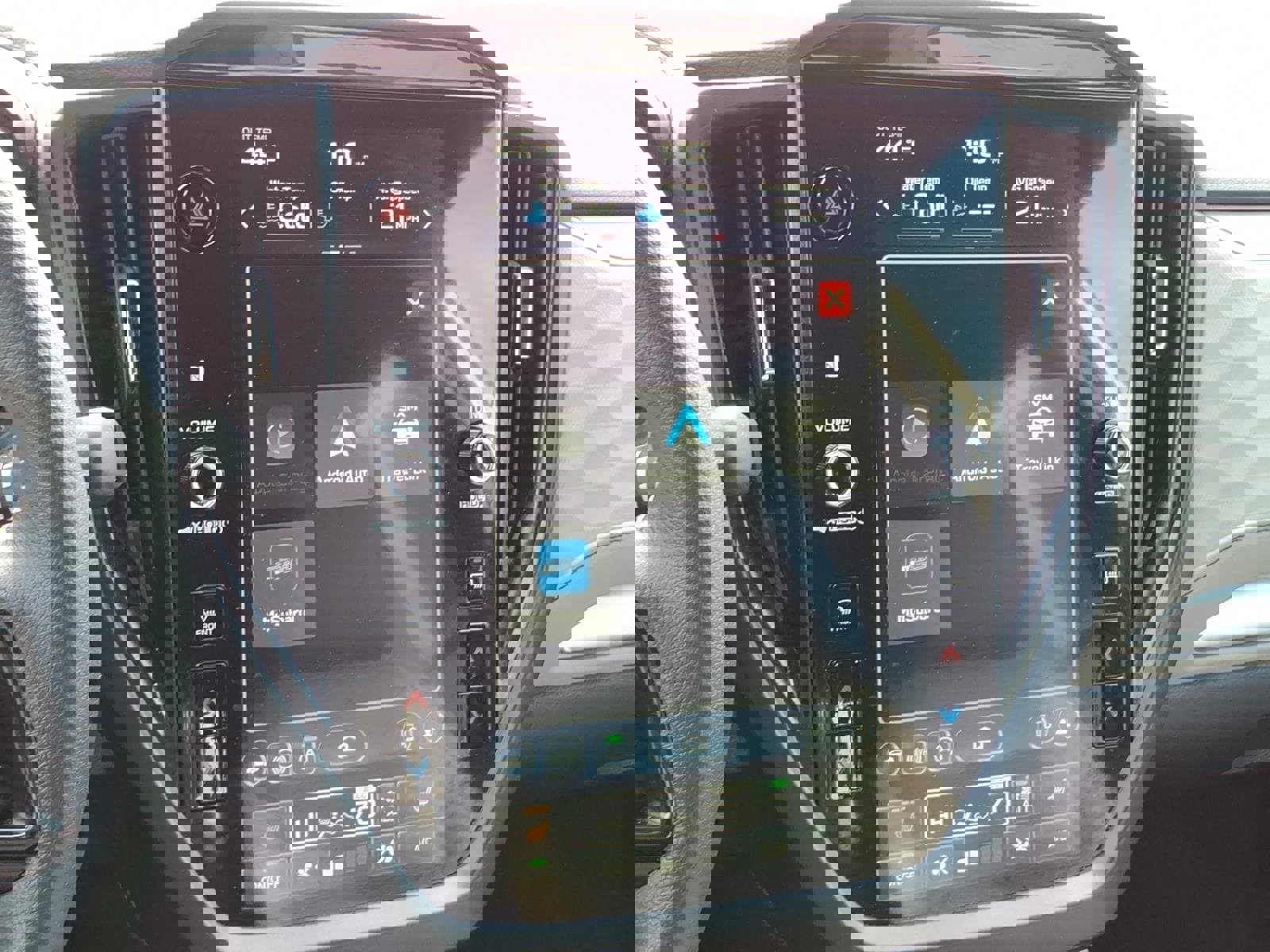 Certified 2025 Subaru Forester Premium image 11