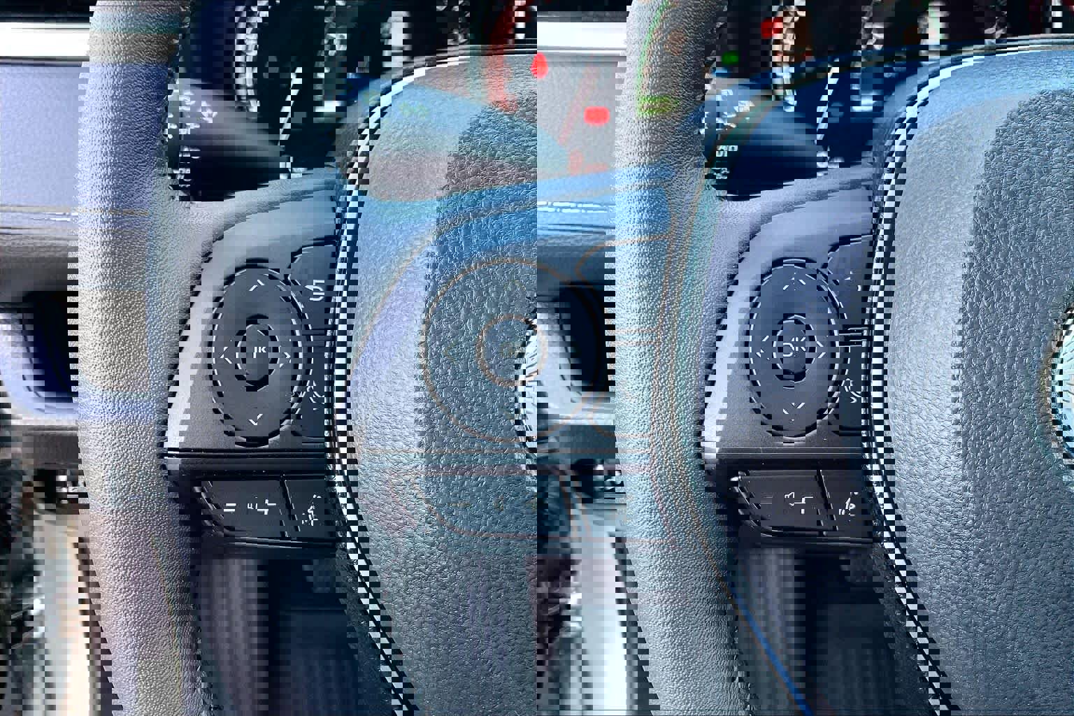 Certified 2025 Toyota RAV4 XLE w/ Weather Package AWD/4WD image 22