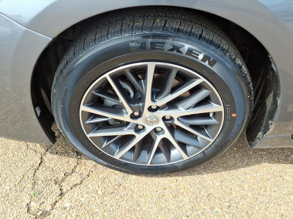 Used 2016 Lexus ES 350 w/ Luxury Package w/Wood Trim image 9