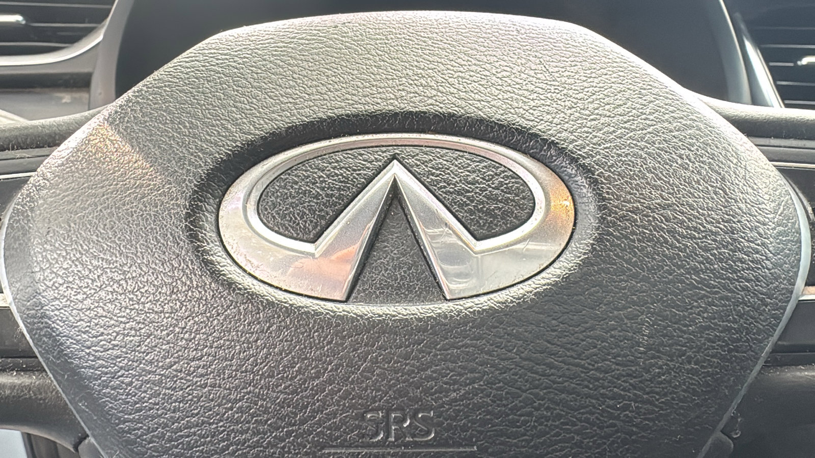 Used 2023 INFINITI QX55 Luxe w/ Cargo Package AWD/4WD image 16