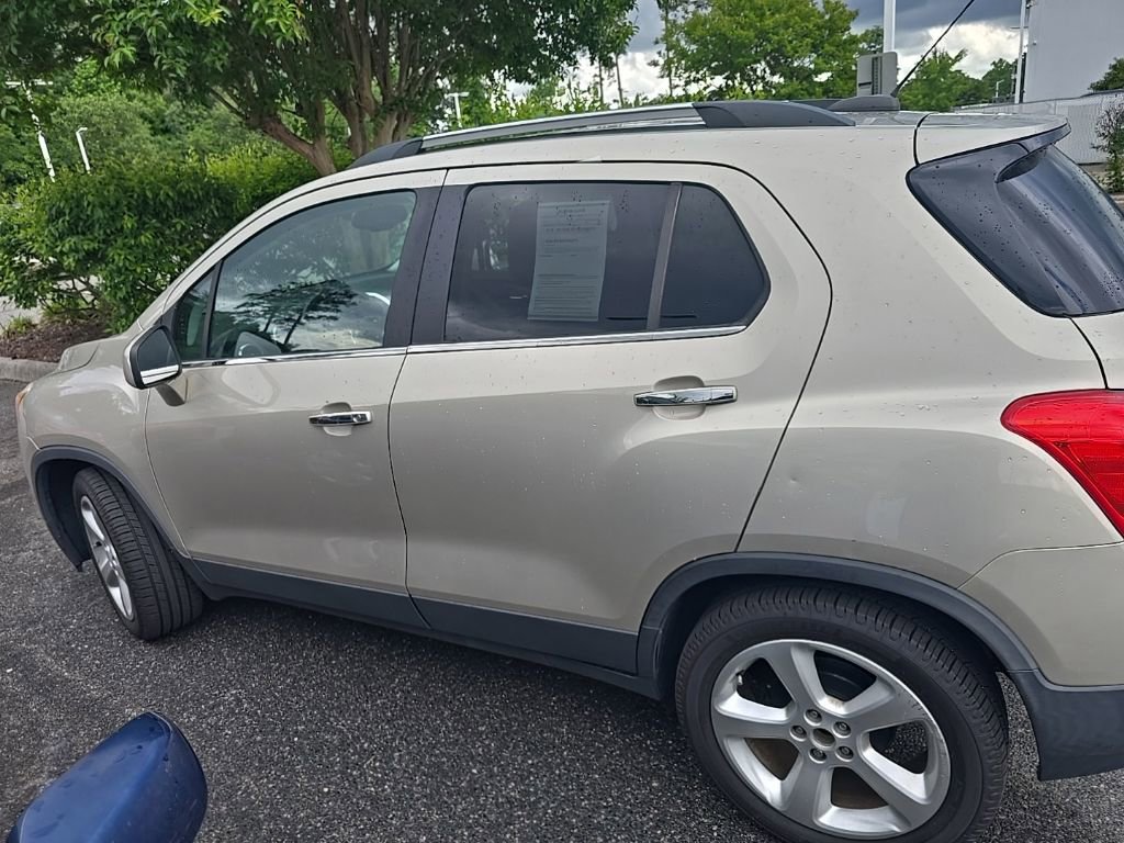 Used 2016 Chevrolet Trax LTZ FWD image 8