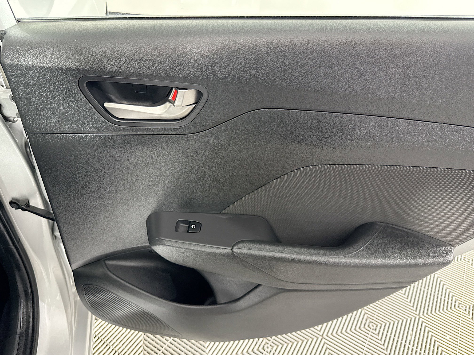 Used 2020 Hyundai Accent SE image 26