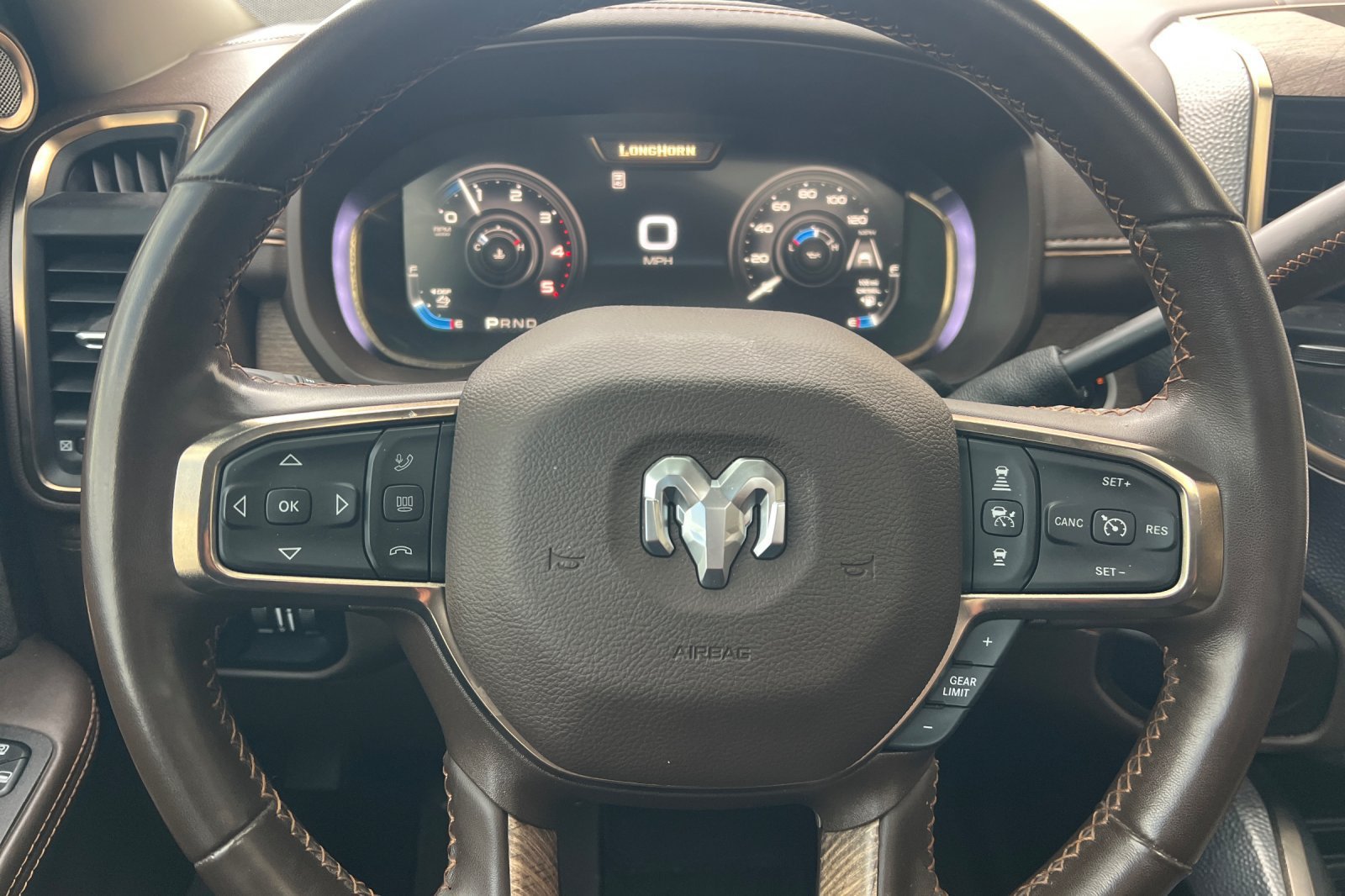 Used 2025 RAM 2500 Limited AWD/4WD image 29