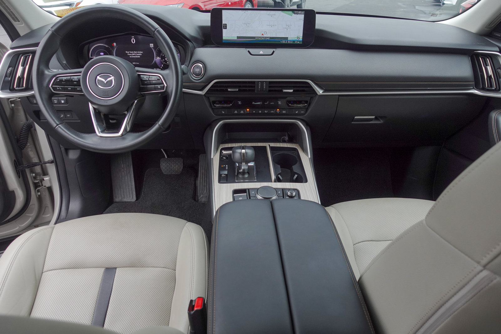 Used 2024 MAZDA CX-90 Plug-In Hybrid w/ Premium Pkg AWD/4WD image 12