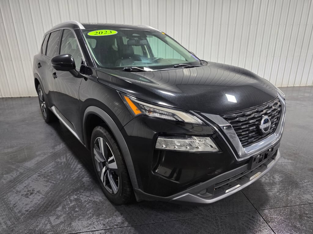 Used 2023 Nissan Rogue SL AWD/4WD image 2