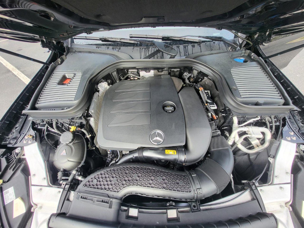 Used 2021 Mercedes-Benz GLC 300 image 10