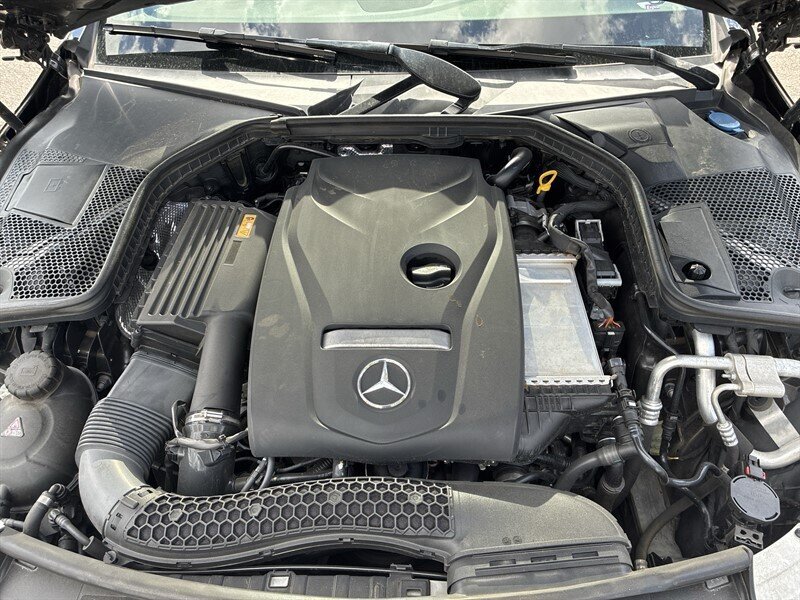 Used 2018 Mercedes-Benz C 300 4MATIC Sedan image 19