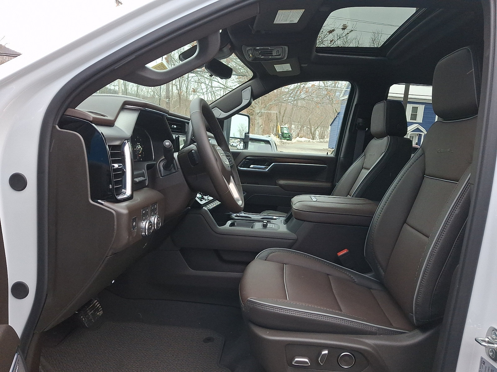 New 2026 GMC Sierra 2500 Denali w/ Denali Reserve Package AWD/4WD image 13