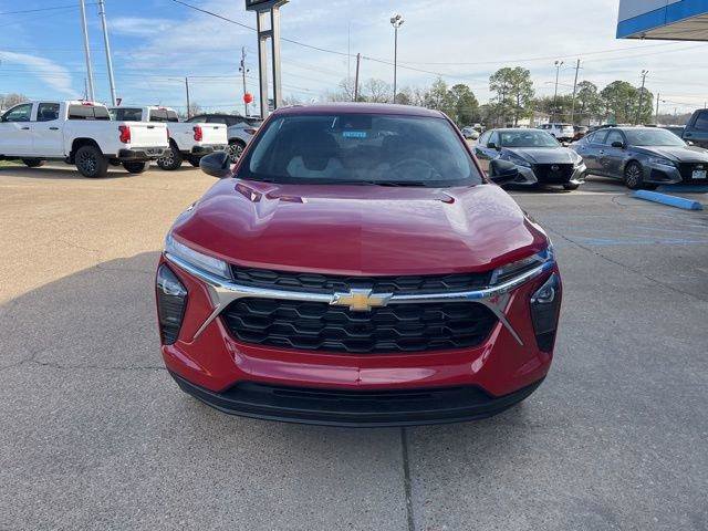 New 2026 Chevrolet Trax LS image 3