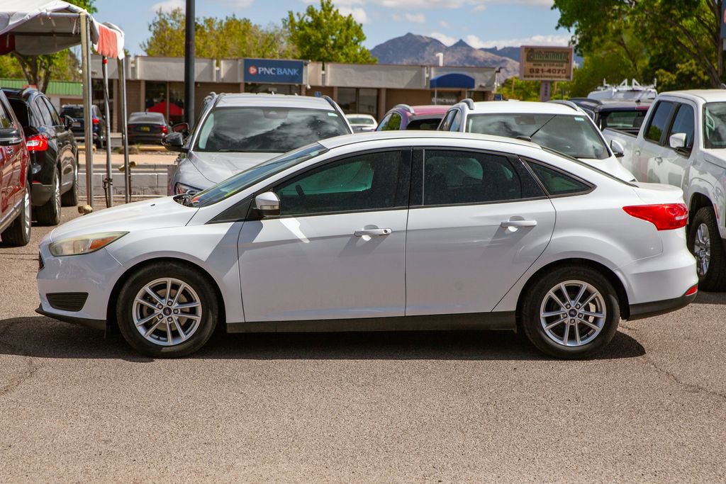 Used 2015 Ford Focus SE FWD image 8