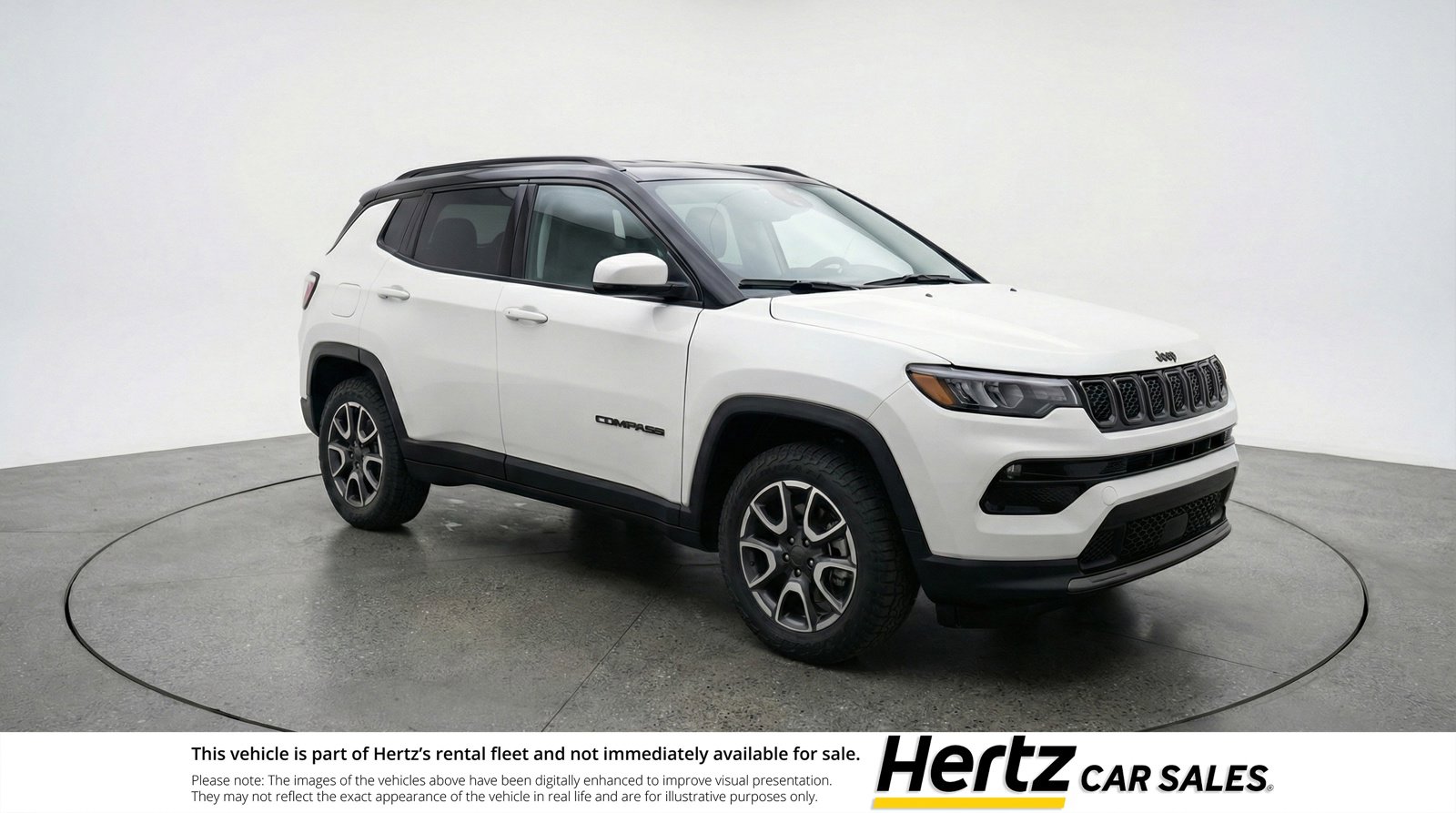Used 2025 Jeep Compass Trailhawk image 1
