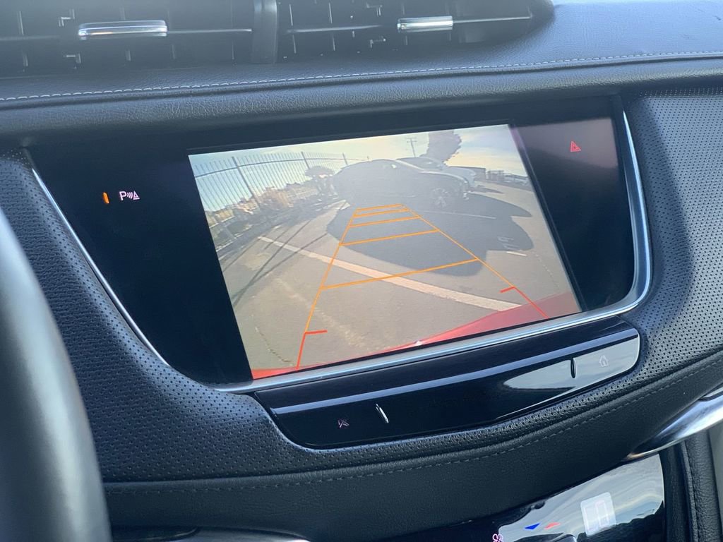 Certified 2017 Cadillac XT5 FWD image 12