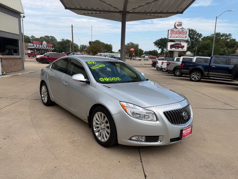 Used 2012 Buick Regal Leather FWD image 20