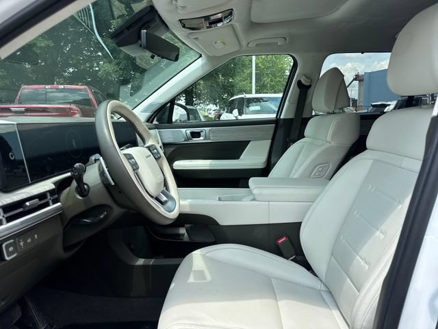 Used 2025 Hyundai Santa Fe Calligraphy AWD/4WD image 14