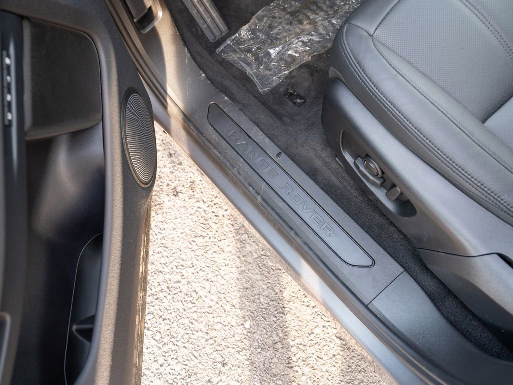 New 2026 Land Rover Range Rover Evoque S image 16