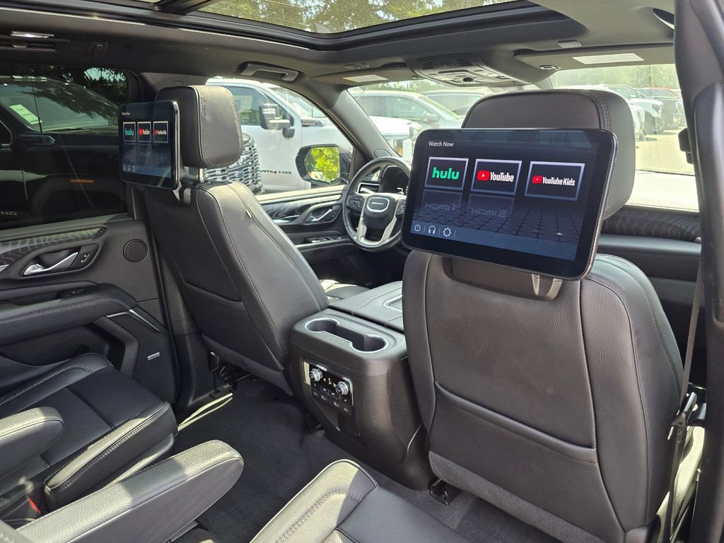 Used 2023 GMC Yukon XL Denali w/ Denali Reserve Package AWD/4WD image 15