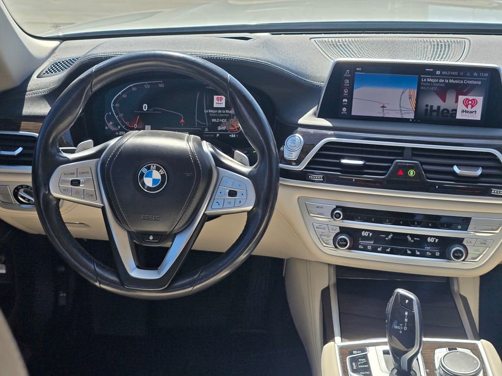 Used 2022 BMW 740i w/ Premium Package RWD image 15