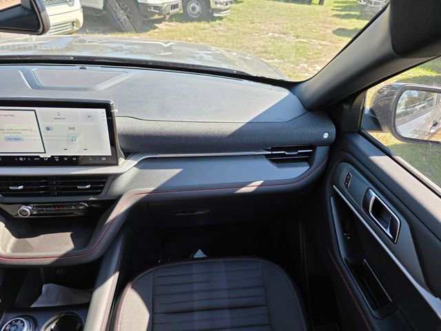 New 2026 Ford Explorer ST-Line w/ ST-Line Street Pack image 15