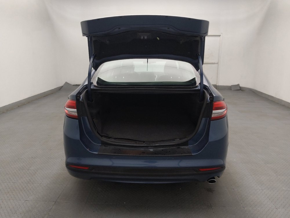 Used 2018 Ford Fusion SE FWD image 29