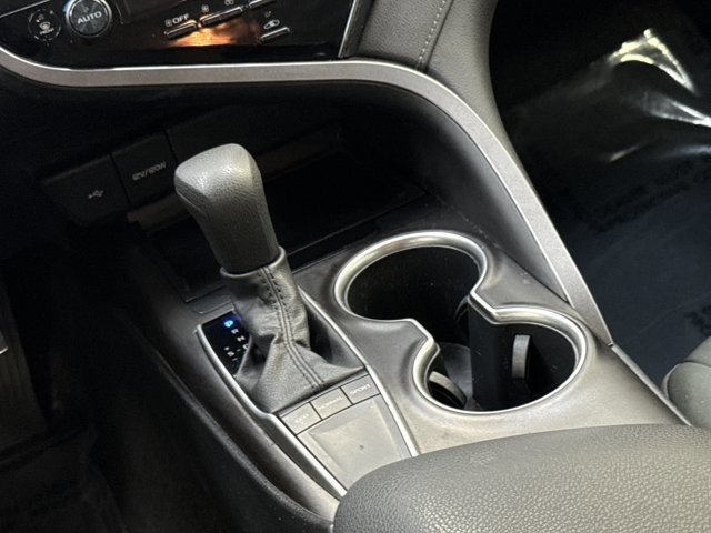 Used 2022 Toyota Camry LE FWD image 24