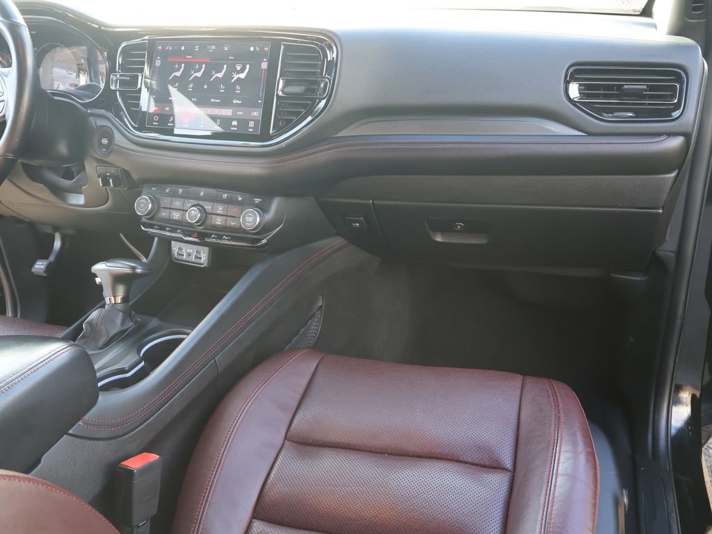 Used 2023 Dodge Durango GT image 31