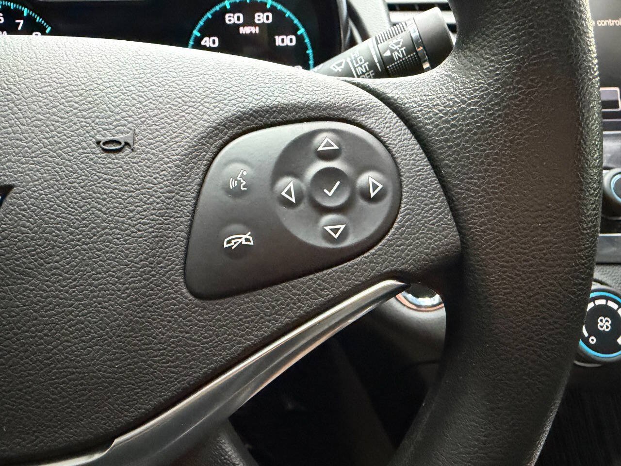 Used 2018 Chevrolet Impala LS FWD image 23