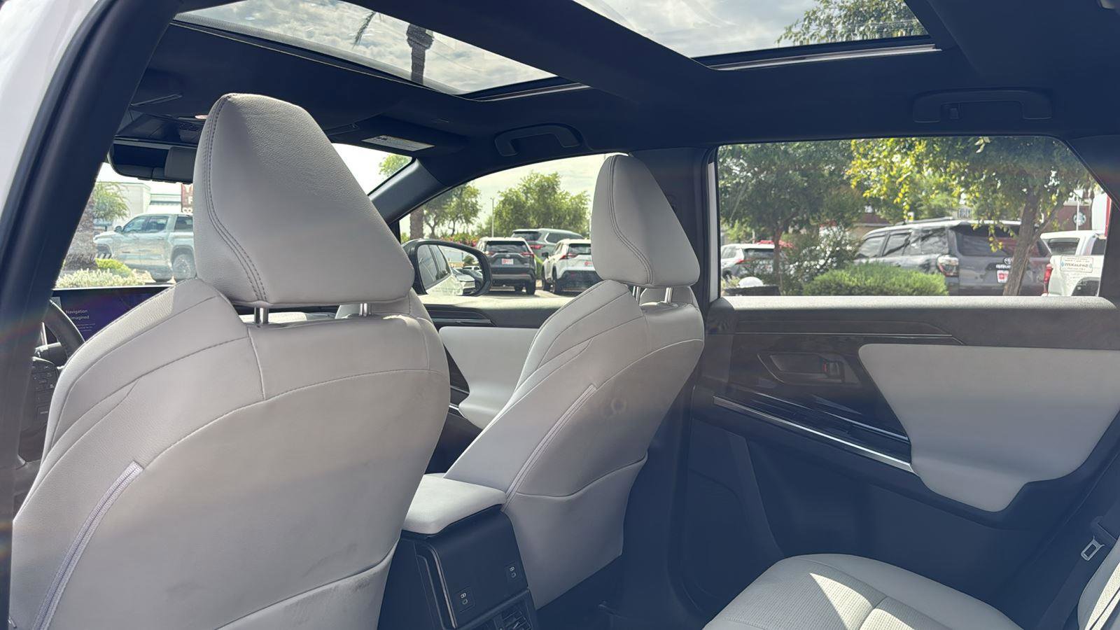 Certified 2023 Toyota bZ4X Limited image 27