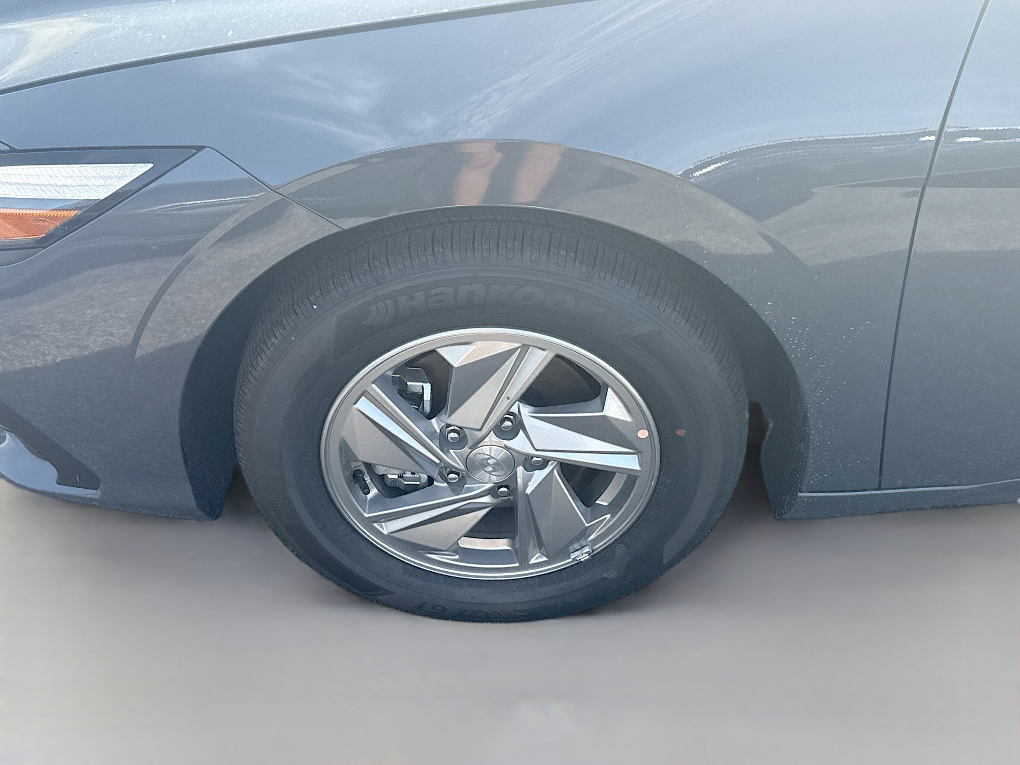 New 2026 Hyundai Elantra SE FWD image 23