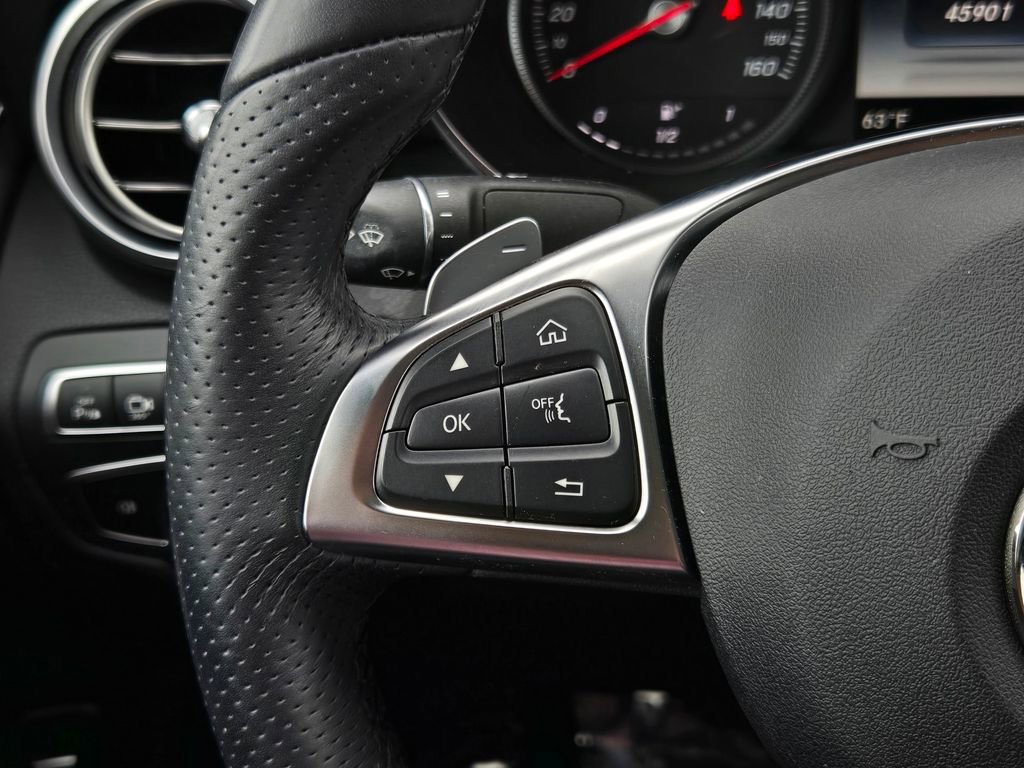 Used 2019 Mercedes-Benz GLC 300 4MATIC Coupe image 26