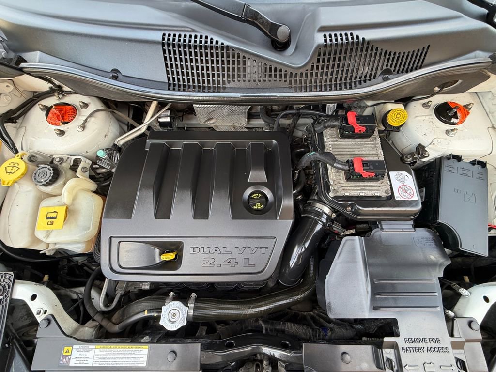 Used 2012 Jeep Compass Latitude FWD image 9