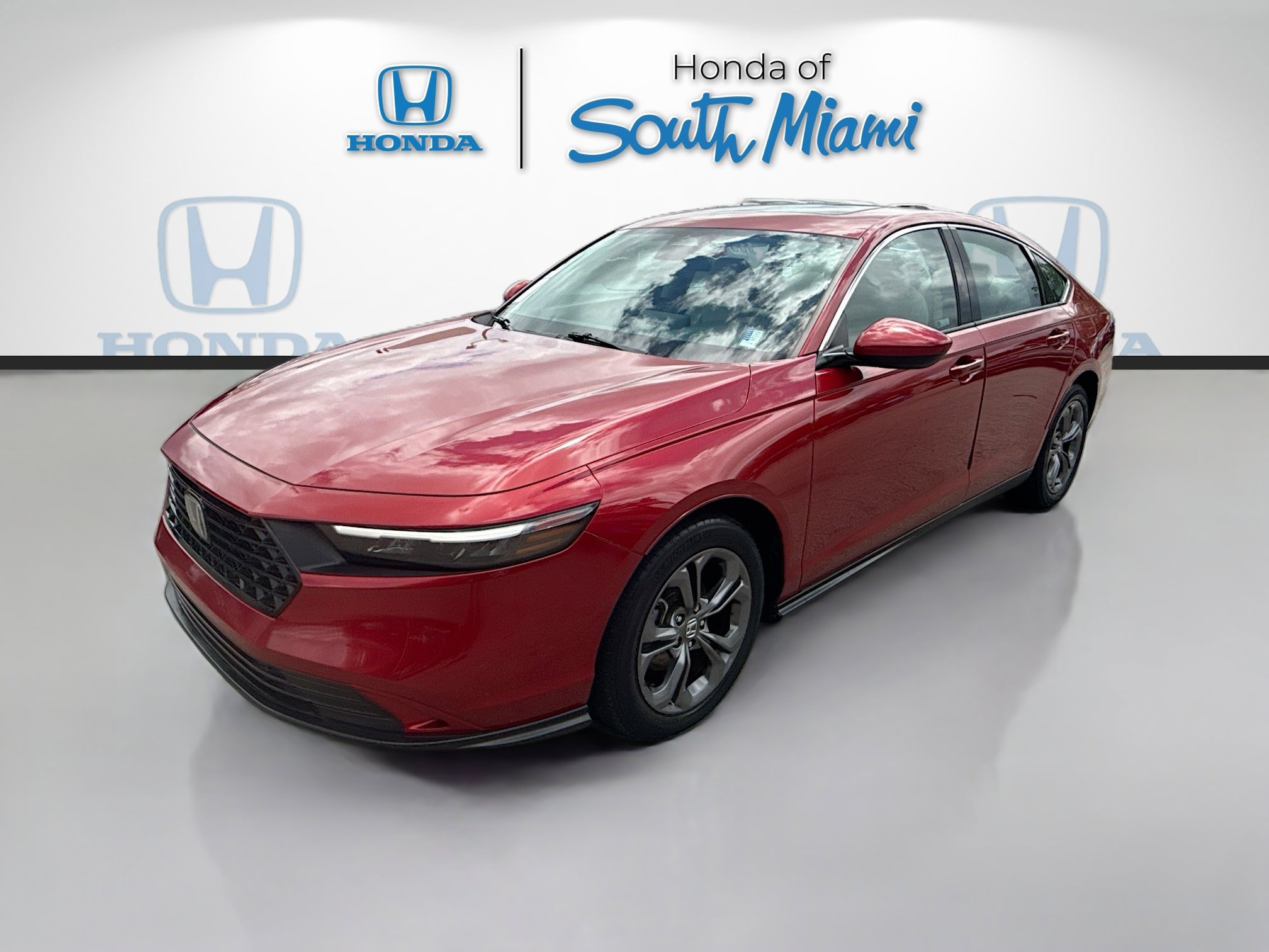 Certified 2023 Honda Accord EX image 3