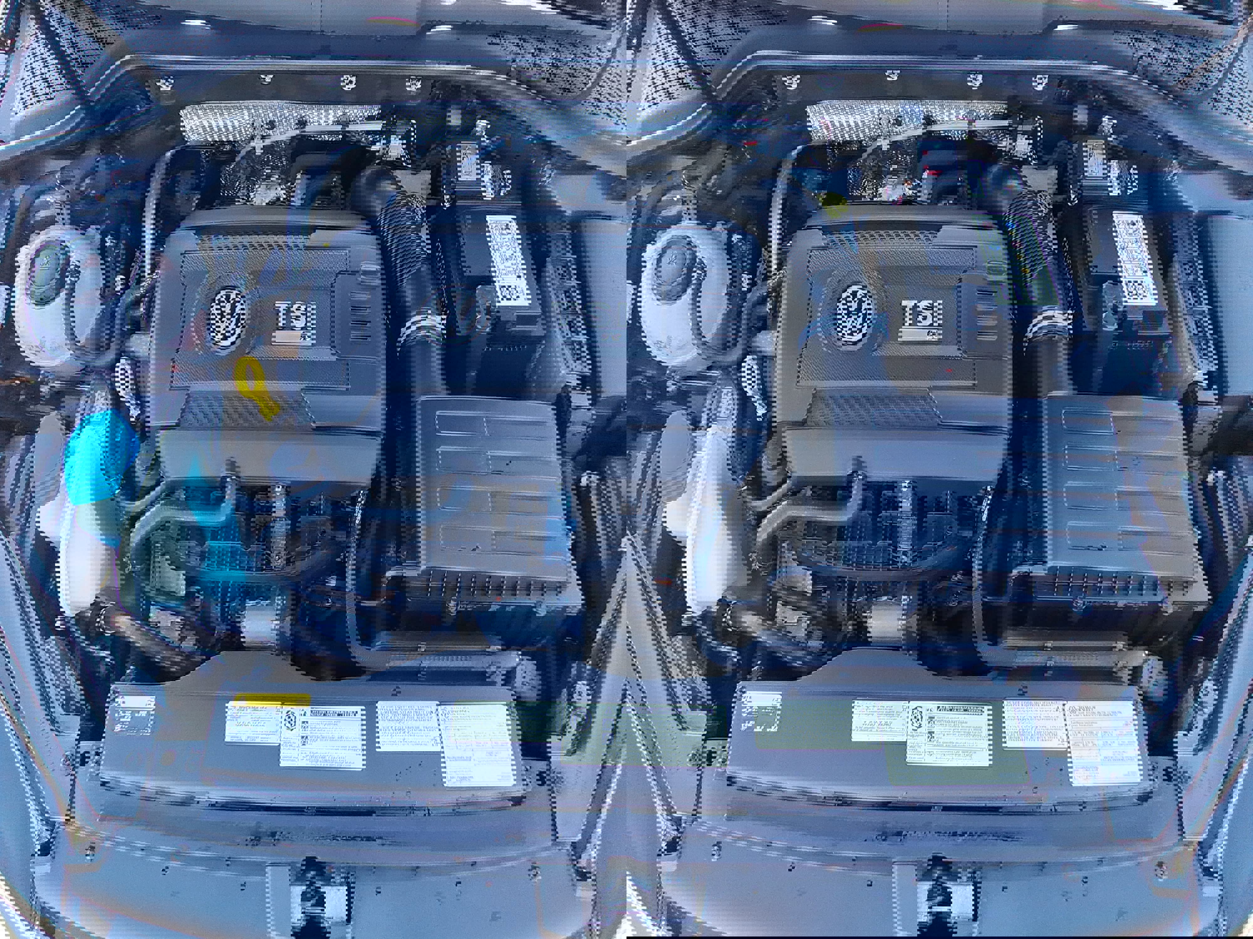 Used 2018 Volkswagen Golf R 4-Door image 27