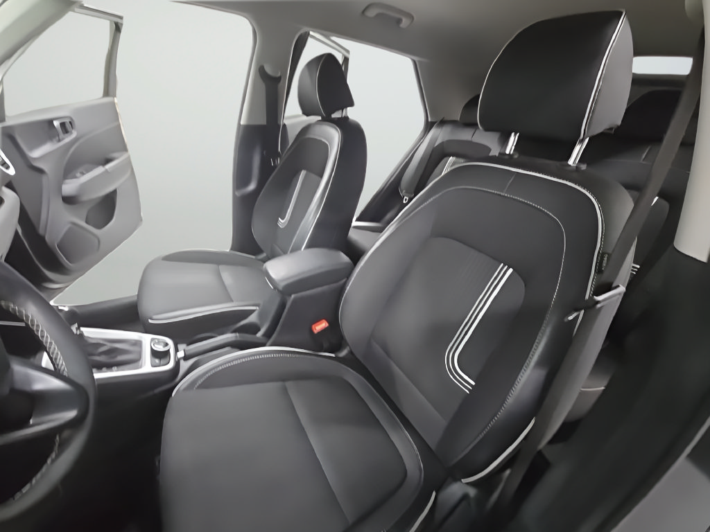 Certified 2026 Hyundai Venue SEL FWD image 15