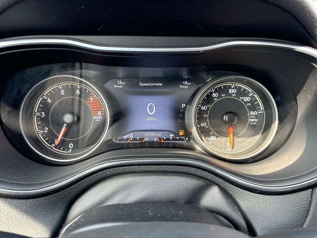 Used 2021 Jeep Cherokee Limited image 15