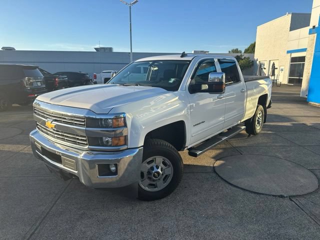 Used 2015 Chevrolet Silverado 2500 LT AWD/4WD image 3