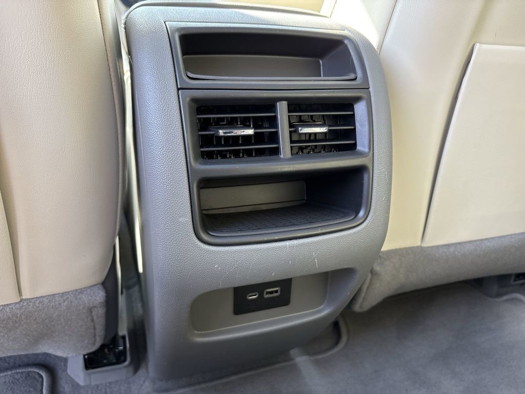 Certified 2022 Cadillac XT5 Premium Luxury image 24