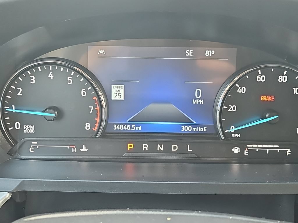 Used 2023 Ford Explorer XLT w/ Equipment Group 202A AWD/4WD image 18