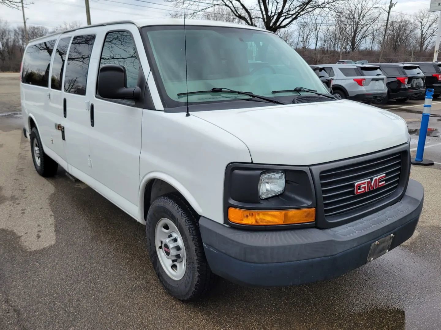 Used 2017 GMC Savana 3500 LS RWD image 7