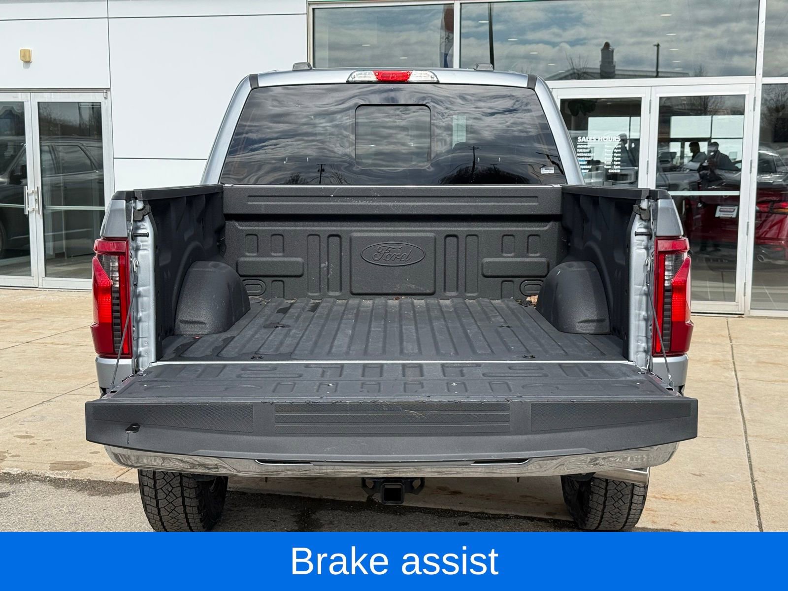 Used 2025 Ford F150 XLT w/ Equipment Group 302A MID image 40