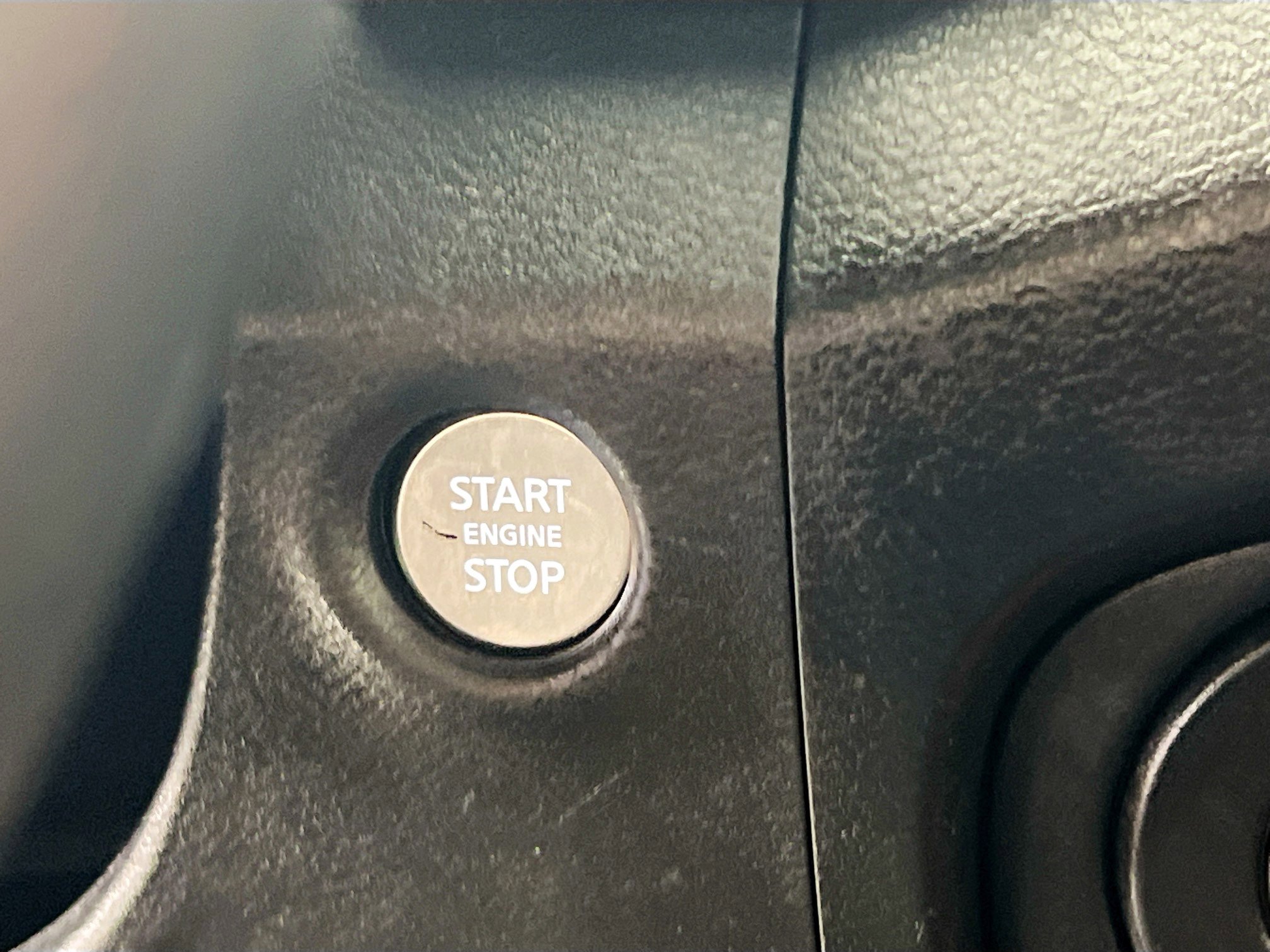 Used 2022 Nissan Frontier Pro-X image 24