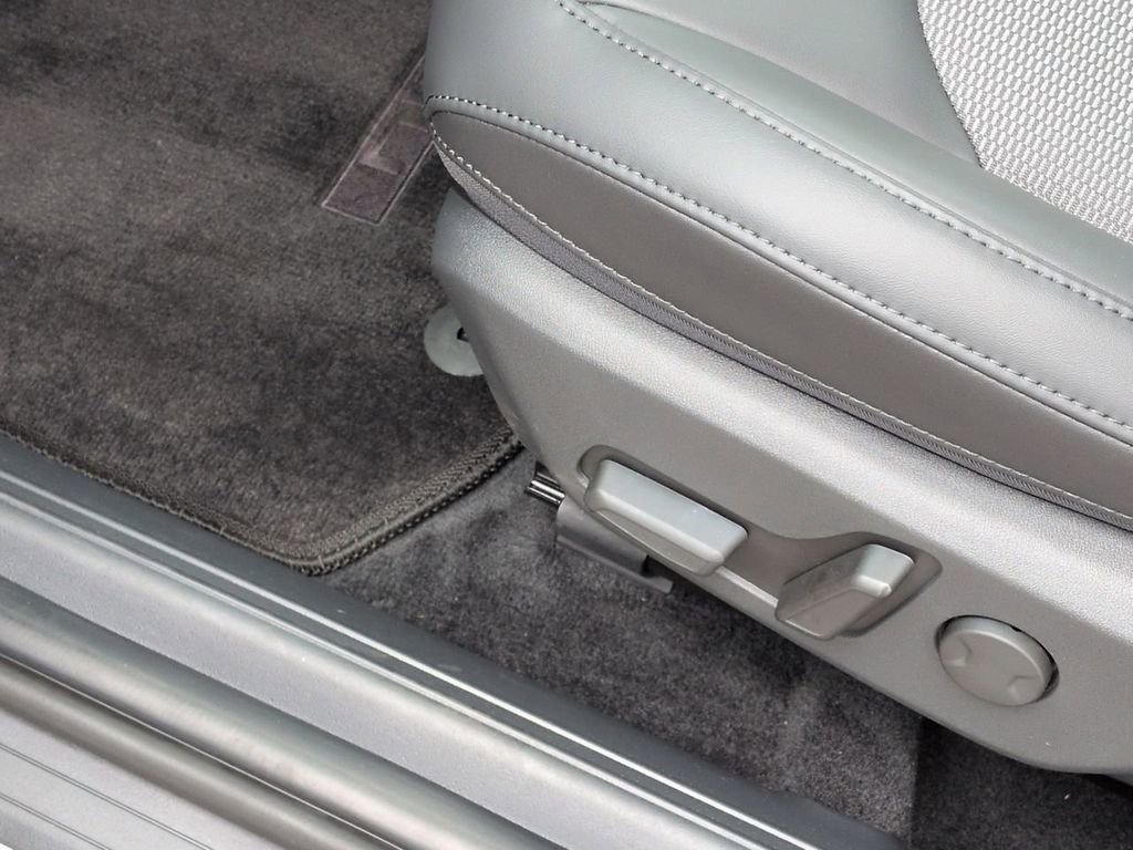 Certified 2025 Kia Niro Wind FWD image 36