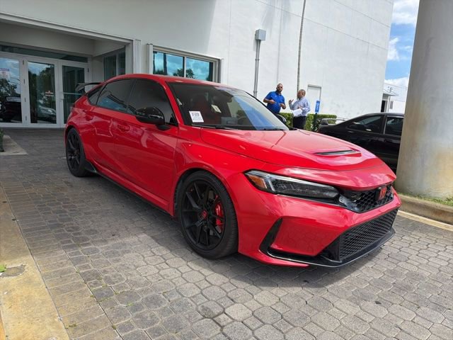 Used 2024 Honda Civic Type R image 4