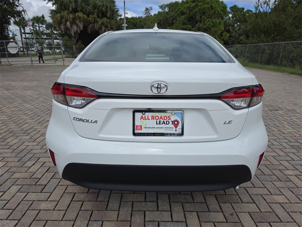 New 2026 Toyota Corolla LE image 10