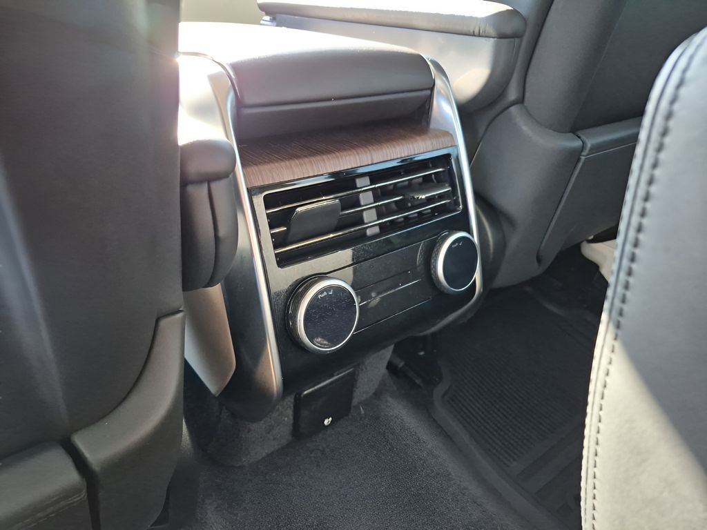 Used 2023 Land Rover Range Rover Autobiography AWD/4WD image 26