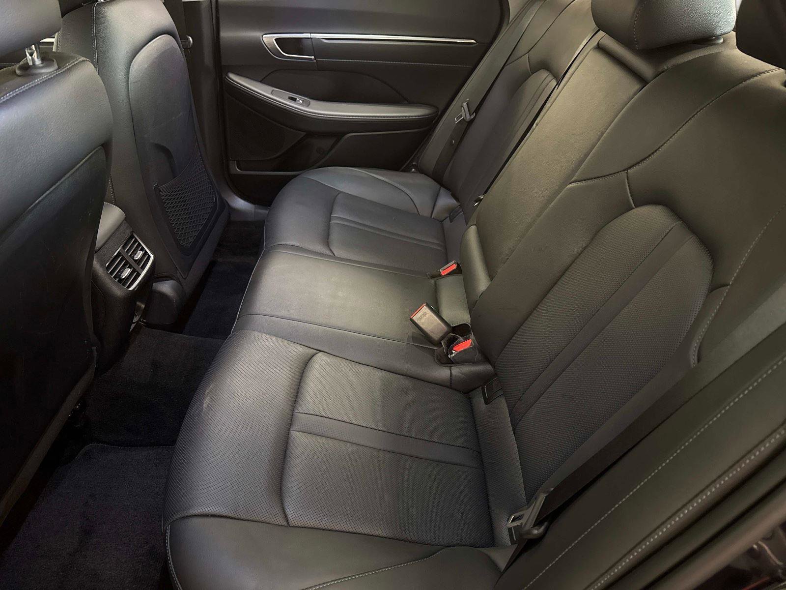 Certified 2023 Hyundai Sonata Limited w/ Cargo Package image 13