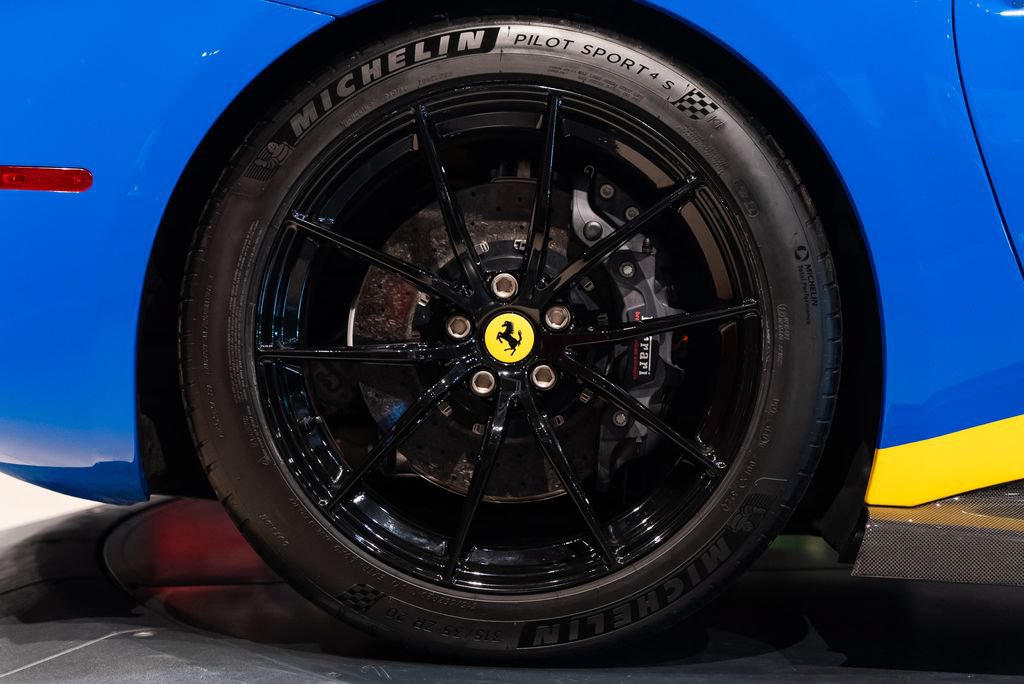 Certified 2017 Ferrari F12tdf RWD image 17